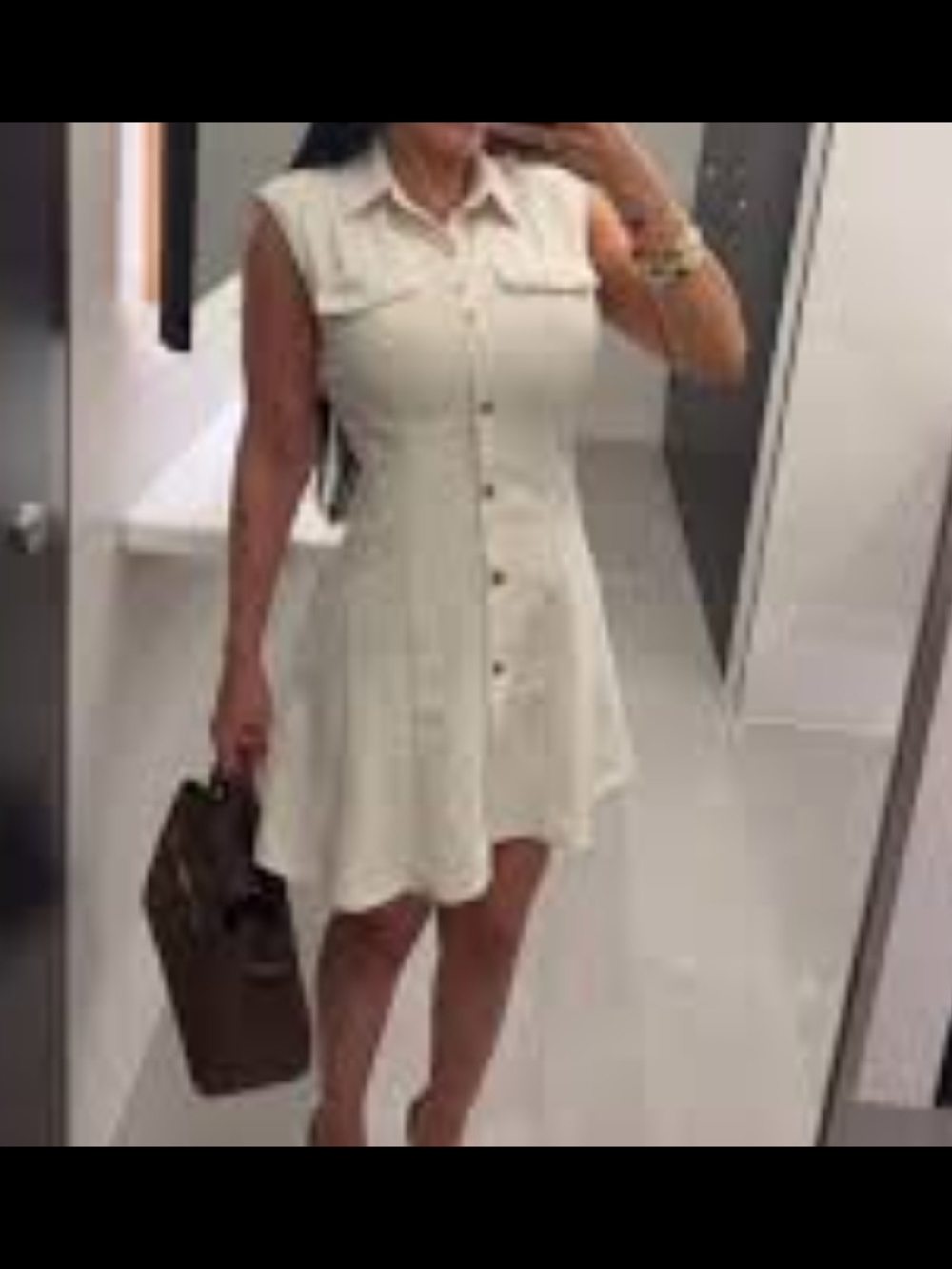 Zara Sleeveless Button-Front Cream Shirt Dress Is Small But It Fits Like A Xsmal